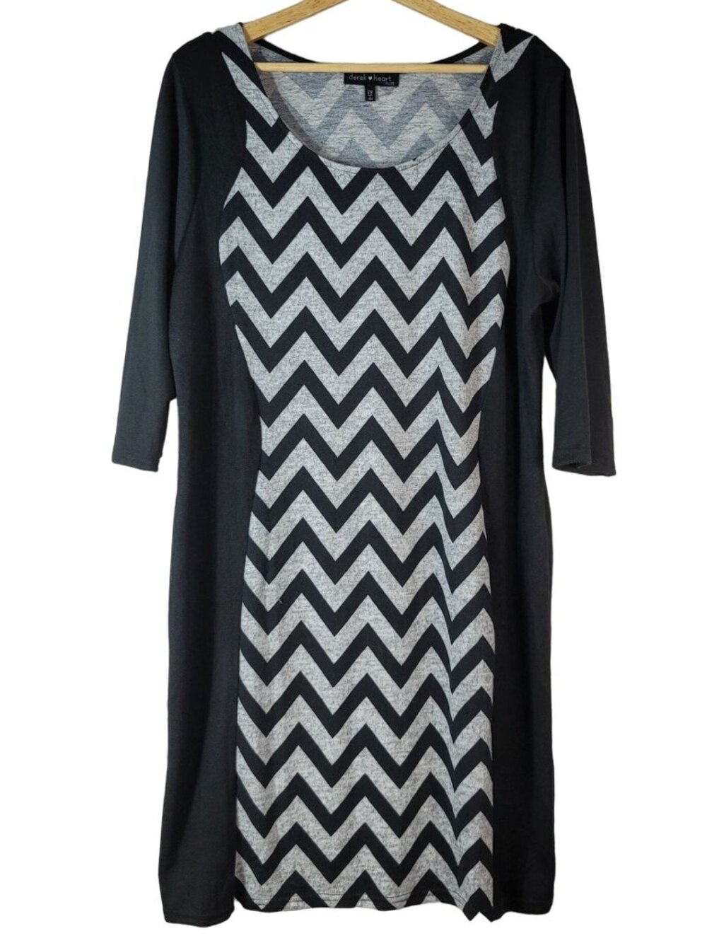 Derek Heart Womens Knit Dress Black 2X Gray Chevron Knee Pullover Half Sleeve